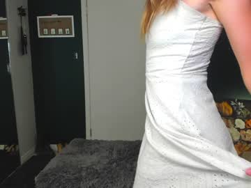 webcam girl innocentprovenguilty live cam image #2299325