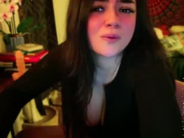 webcam girl annatigarr live cam image #6683122