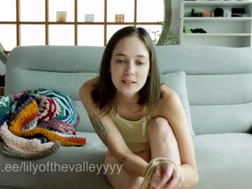 webcam girl lilyofthevalleyyyy live cam image #5109787