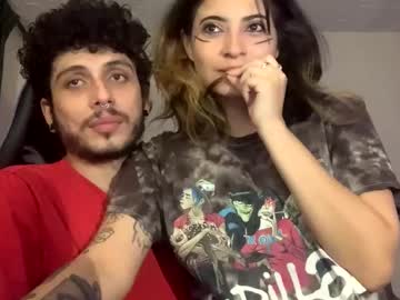 webcam couple arthurcroww live cam image #7066467