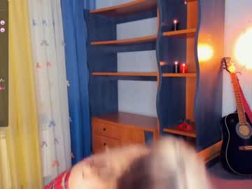 webcam girl deliaderrick live cam image #6456996
