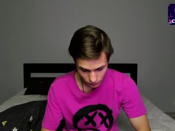 webcam man cuute_boy live cam image #2957692