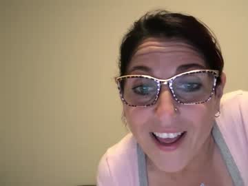 webcam girl geekgirlkate live cam image #7120324
