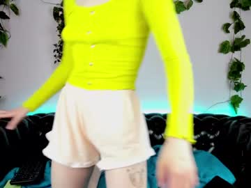 webcam girl tina_youn live cam image #2167898
