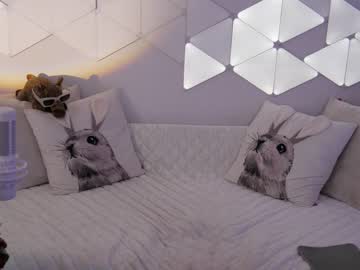 webcam girl taanni_bc live cam image #5010626