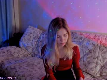 webcam girl melondama live cam image #3096254