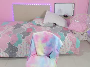 webcam girl little_effy18 live cam image #2200983
