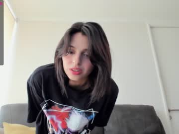 webcam girl yourfreakygirl live cam image #3079716