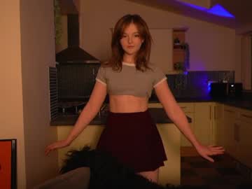 webcam girl lucydelovely live cam image #3205526