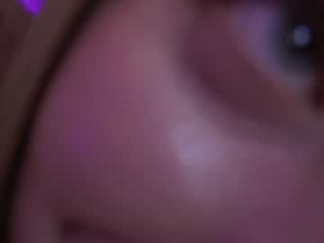 webcam girl mango_shake live cam image #1682457