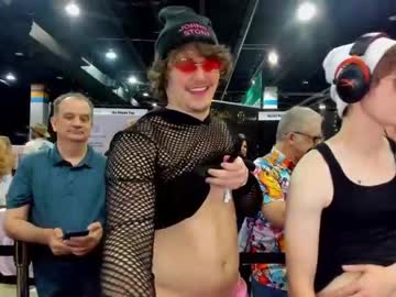 webcam man thejohnnystone live cam image #4263668