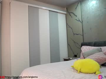 webcam girl nina_mon live cam image #5791056