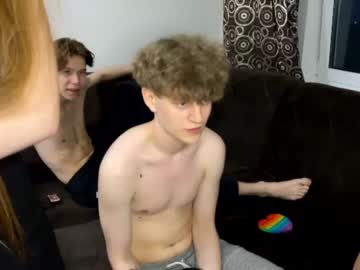 webcam couple x0m_ka live cam image #1999100