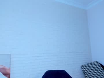 webcam girl 8a8y_nura live cam image #1692600