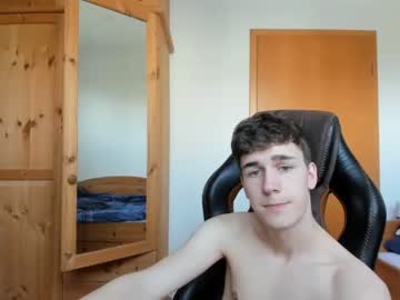 webcam man justanormaldick69 live cam image #4260021