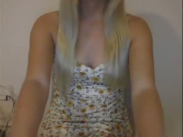webcam girl crempieblondie18x live cam image #6355595