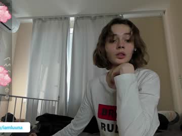 webcam girl mxxnsxsul live cam image #4143162