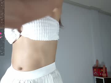 webcam girl bewbimiya live cam image #6132015