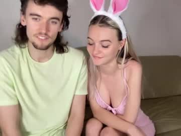 webcam couple babzzplaytime live cam image #1640556