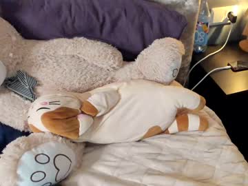 webcam girl sweetteets24 live cam image #3684912