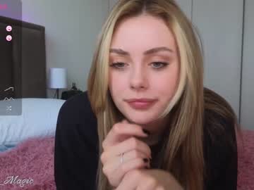 webcam girl sky_magic live cam image #6968090