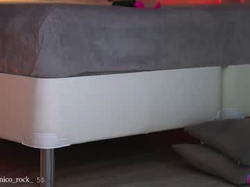 webcam girl nica_rock live cam image #4208072