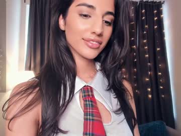 webcam girl suzannedavise live cam image #6137785