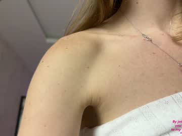 webcam girl elli_harmon live cam image #6304178