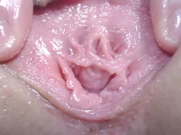 webcam girl courtney_luv live cam image #3410623
