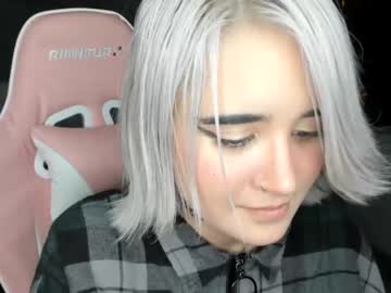 webcam girl sugar_troubl3 live cam image #758239