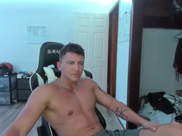webcam couple cowsgomoo101 live cam image #2085728