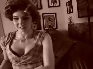 webcam girl kaileeshy live cam image #2223983