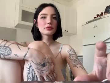webcam tranny evelynforever live cam image #4531864
