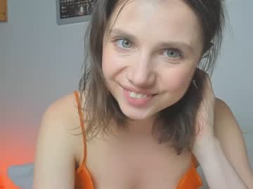 webcam girl stellawells live cam image #4411857