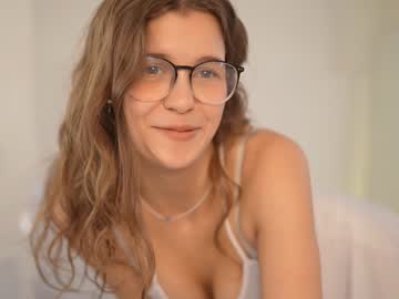 webcam girl eli_sun live cam image #6629292