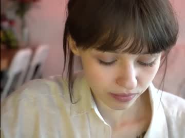 webcam girl diruriru live cam image #6741948