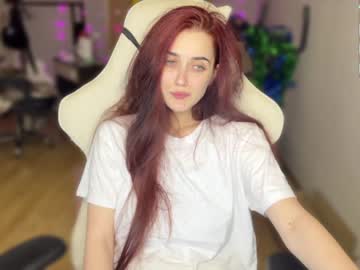 webcam girl ps4pro live cam image #3476609