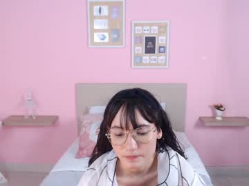 webcam girl little_effy18 live cam image #219067
