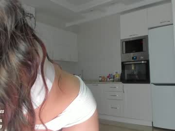 webcam girl sweety_rinushka_ live cam image #2464510