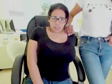 webcam couple bluebooxxx live cam image #1710225