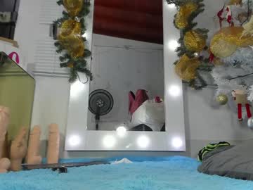 webcam girl msschloe_ live cam image #741508