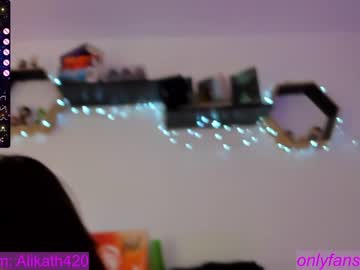 webcam girl thecosmicgirl live cam image #6046438