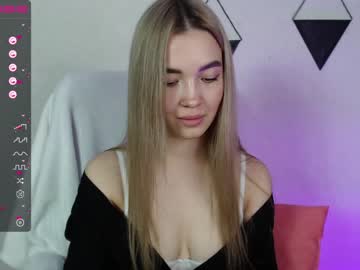 webcam girl yourvirusqueen_ live cam image #2164939
