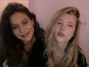 webcam girl bitter_moon live cam image #3313979