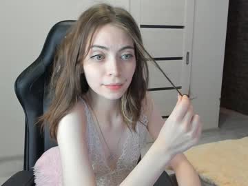 webcam girl lika_moon live cam image #613304