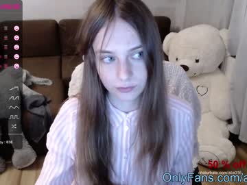 webcam girl alla016 live cam image #174506