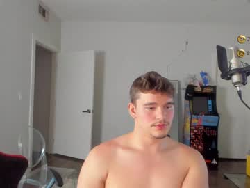 webcam man thejohnnystone live cam image #2043488