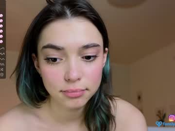 webcam girl lily_ewing live cam image #5572833