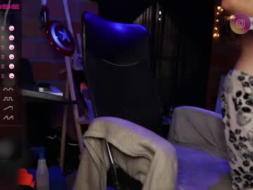 webcam man duke_j live cam image #1278391