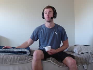 webcam man coffeelounge live cam image #2979976